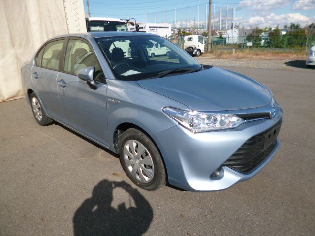 Toyota corolla axio 2015