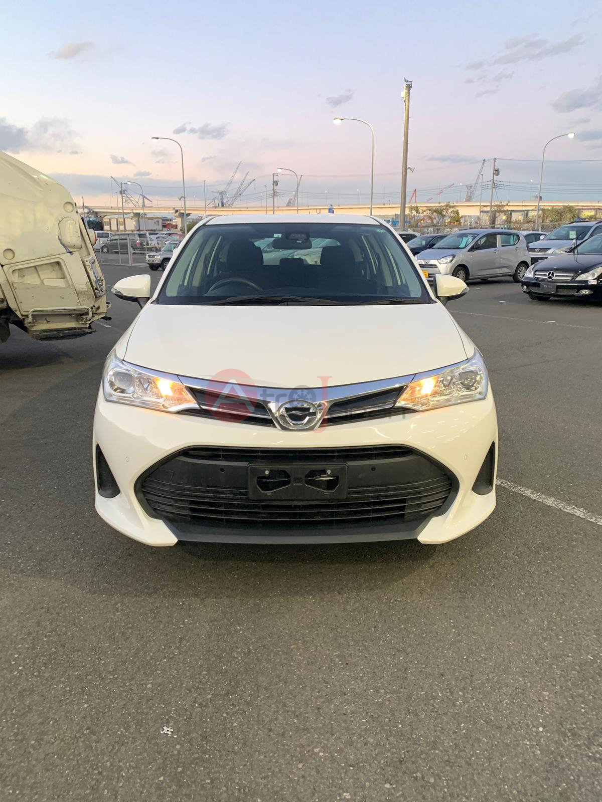 Toyota corolla fielder 2018